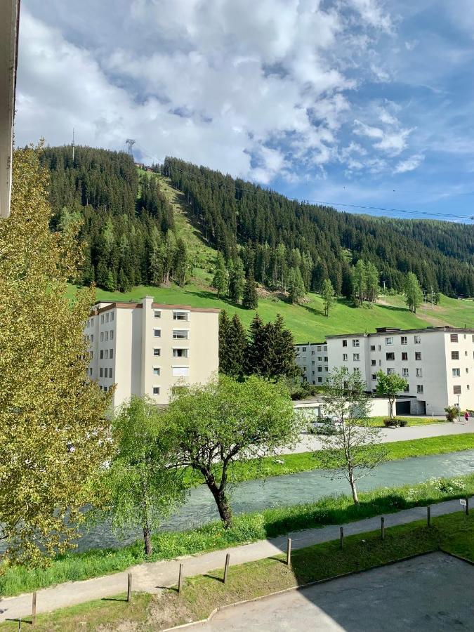 Holiday Apartment Bolgen - Close To Everything! Bolgen, Jakobshorn, Bus Stop, Train Station, Supermarket, Ski School, Ski Rentals, Restaurants And More! Davos Exterior foto
