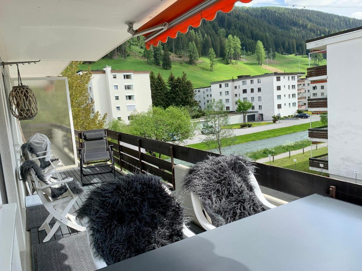 Holiday Apartment Bolgen - Close To Everything! Bolgen, Jakobshorn, Bus Stop, Train Station, Supermarket, Ski School, Ski Rentals, Restaurants And More! Davos Exterior foto